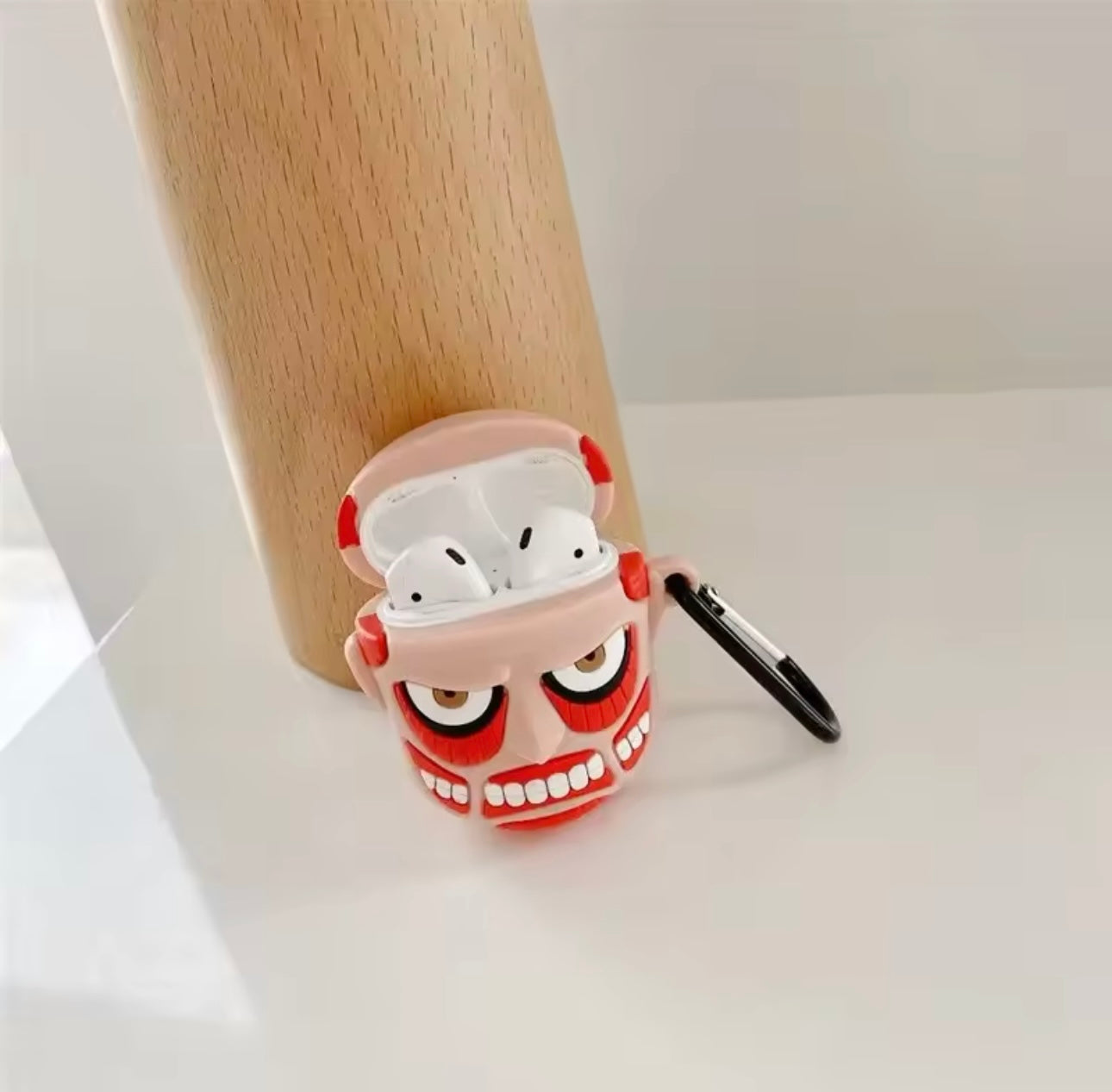 Étui à AirPods Attaque des titans